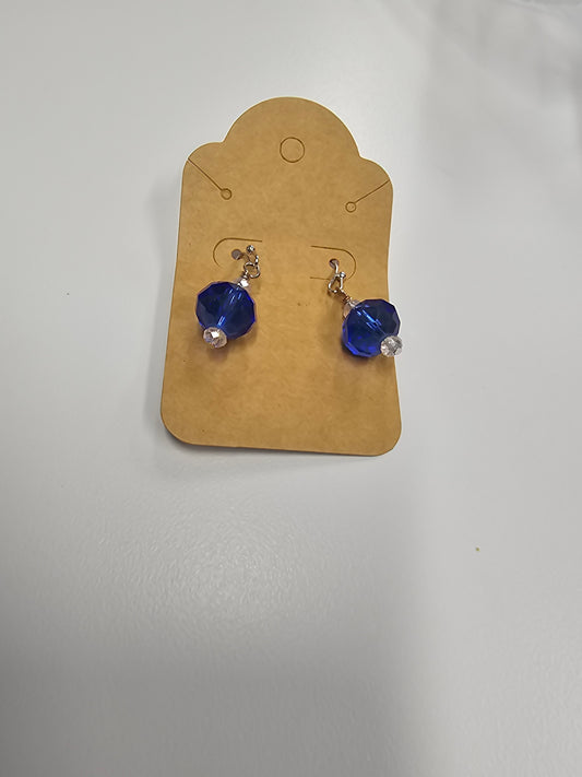 Drop earrings