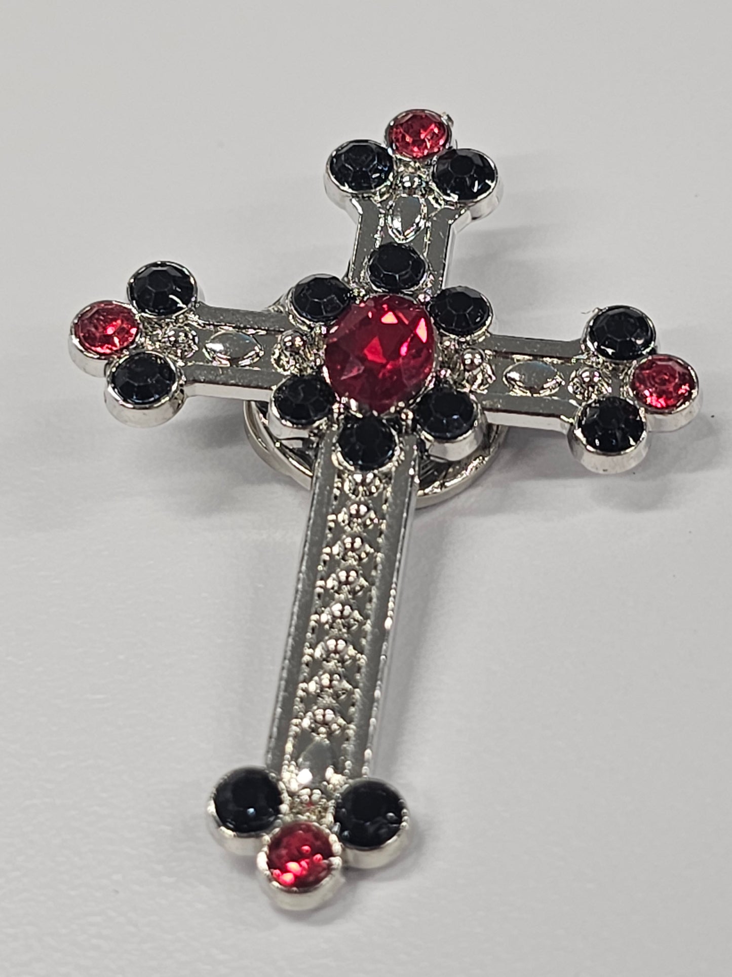 Vampire Cross Needleminder